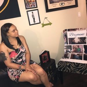 Meet your Posher, Sabrina